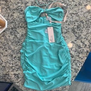 GORGEOUS OH POLLY! BRAND NEW WITH TAGS GREEN DRESS- SIZE US 2